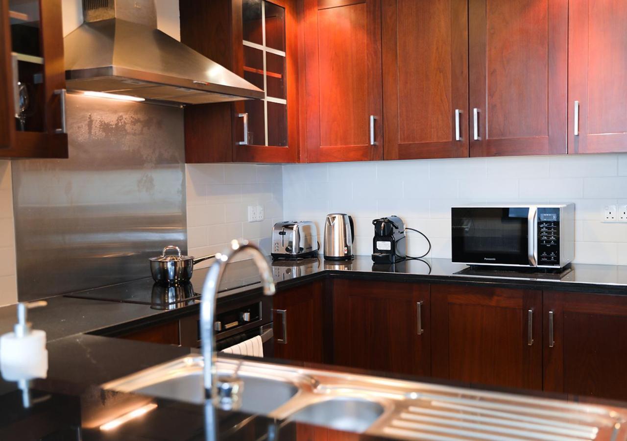 Nasma Luxury Stays - Fancy Apartment With Balcony Near Burj Khalifa Дубай Экстерьер фото