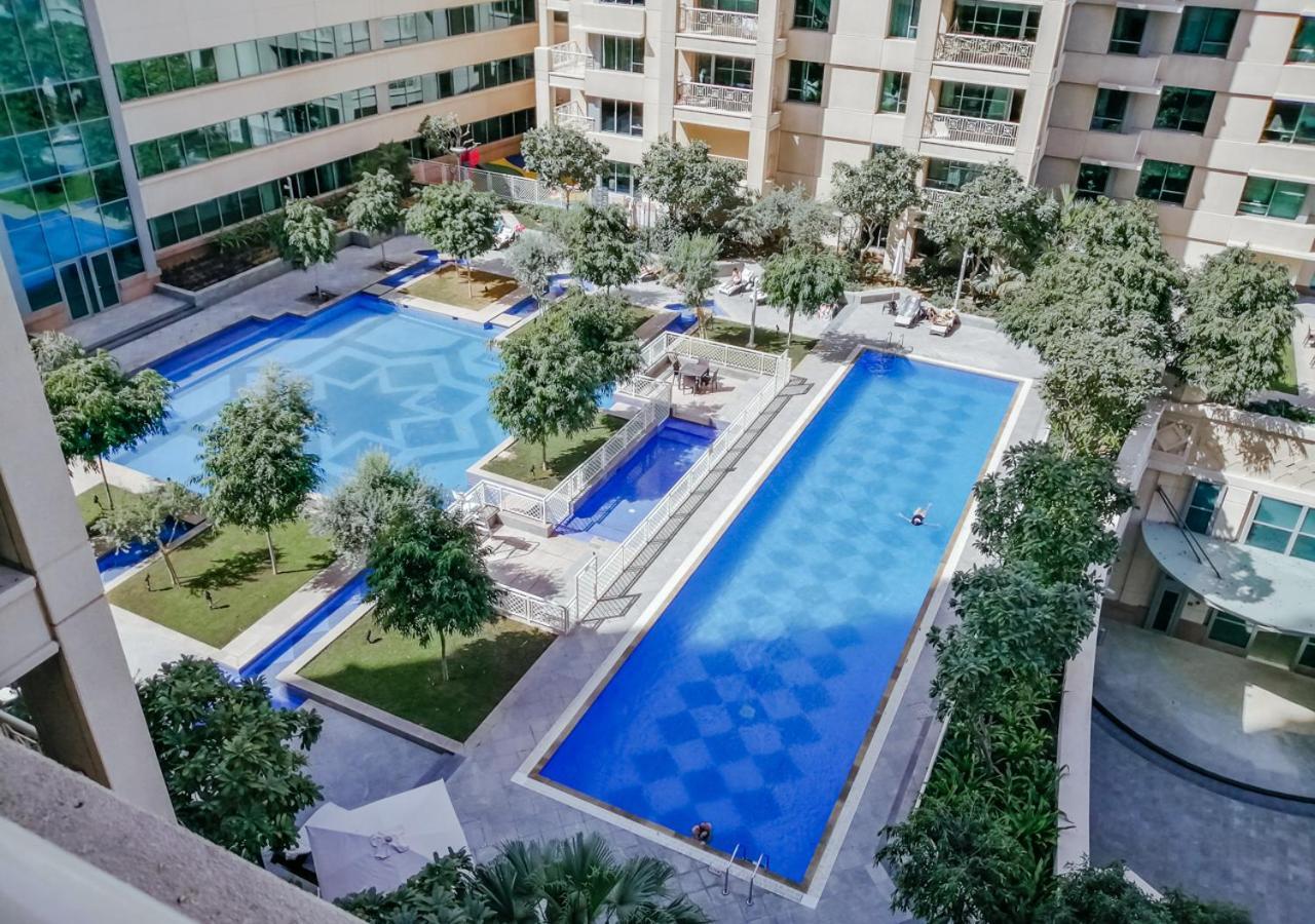 Nasma Luxury Stays - Fancy Apartment With Balcony Near Burj Khalifa Дубай Экстерьер фото